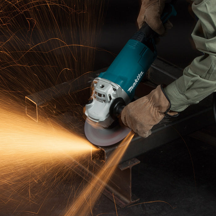 Makita GA7060 Angle Grinder