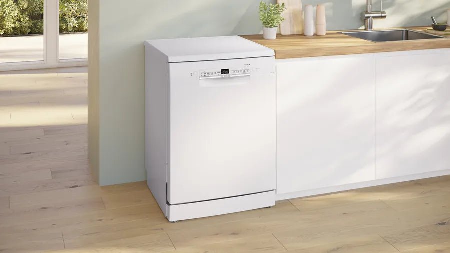 Bosch Series 6 free - standing dishwasher 60 cm White SMS61TW00I - General Pumps