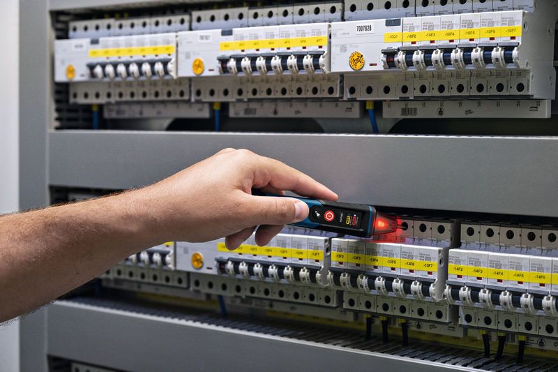 Bosch GVD 1000-17 Professional Non-Contact Voltage Tester 0.601.077.0K1