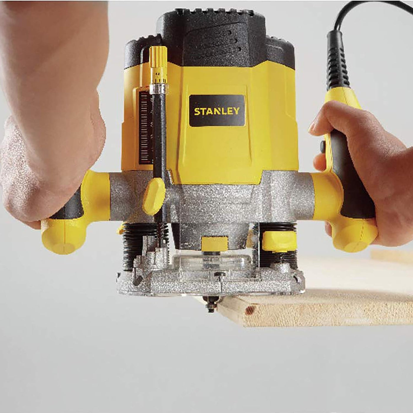 Stanley SRR1200 1200 Watts 55mm Plunge Router — General Pumps